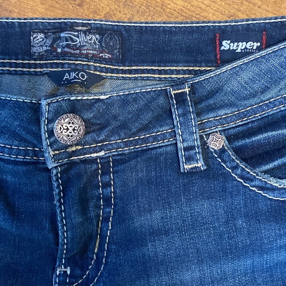 Silver aiko mid Jean capris - Picture 3 of 7